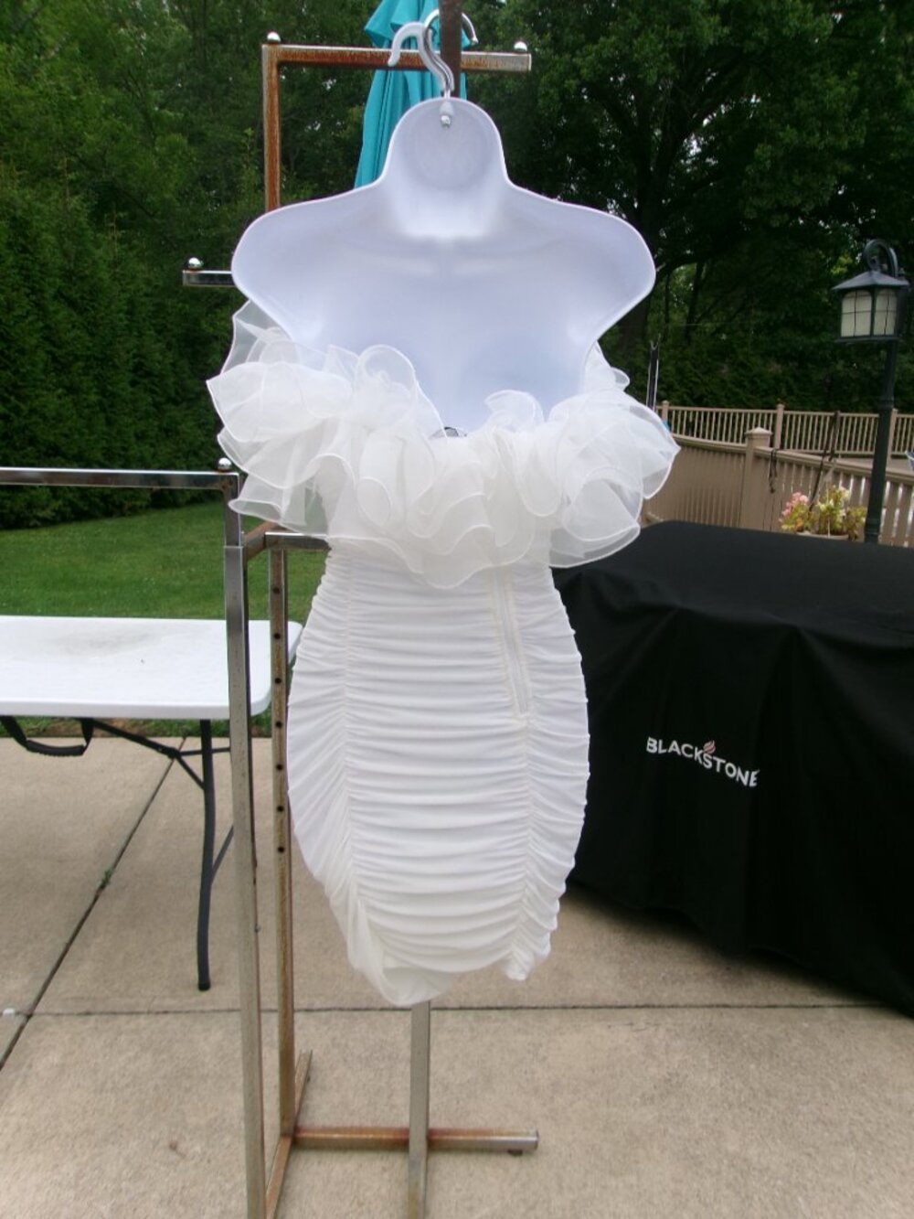 FASHION NOVA WHITE RUFFLE MINI DRESS M - Picture 2 of 2